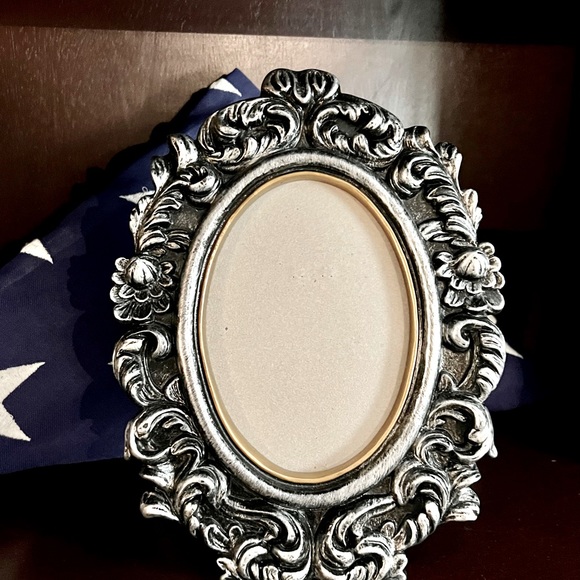 Silver Photo Frame - Picture 2 of 5